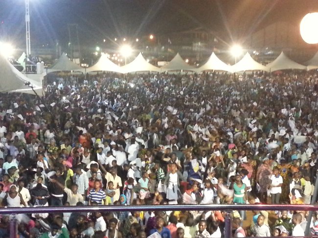 ../previews/006-AFRIKA-1-2013 268.jpg.medium.jpeg