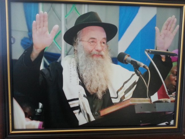 ../previews/057-AFRIKA-1-2013 1107.jpg.medium.jpeg