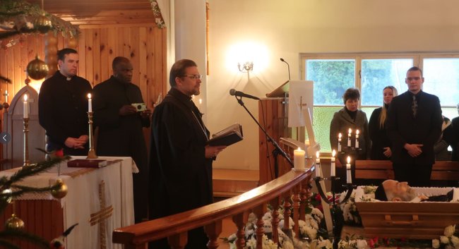 ../previews/008-Beerdigung Rabbi Benjamin 9.png.medium.jpeg