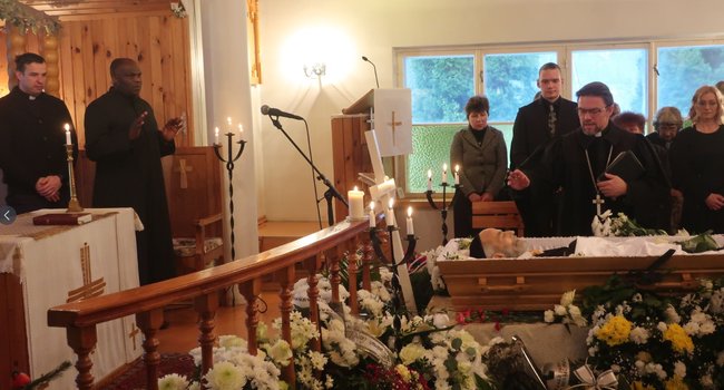 ../previews/016-Beerdigung Rabbi Benjamin 17.png.medium.jpeg