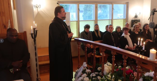 ../previews/025-Beerdigung Rabbi Benjamin 26.png.medium.jpeg